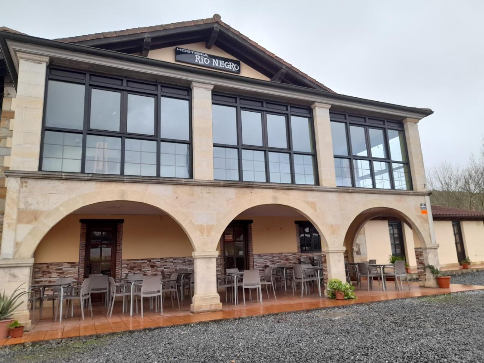 Hosteria Rio Negro Barcena de Cicero Екстер'єр фото